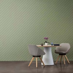 Pruhované samolepicí panely Bilnora umístěné šikmo