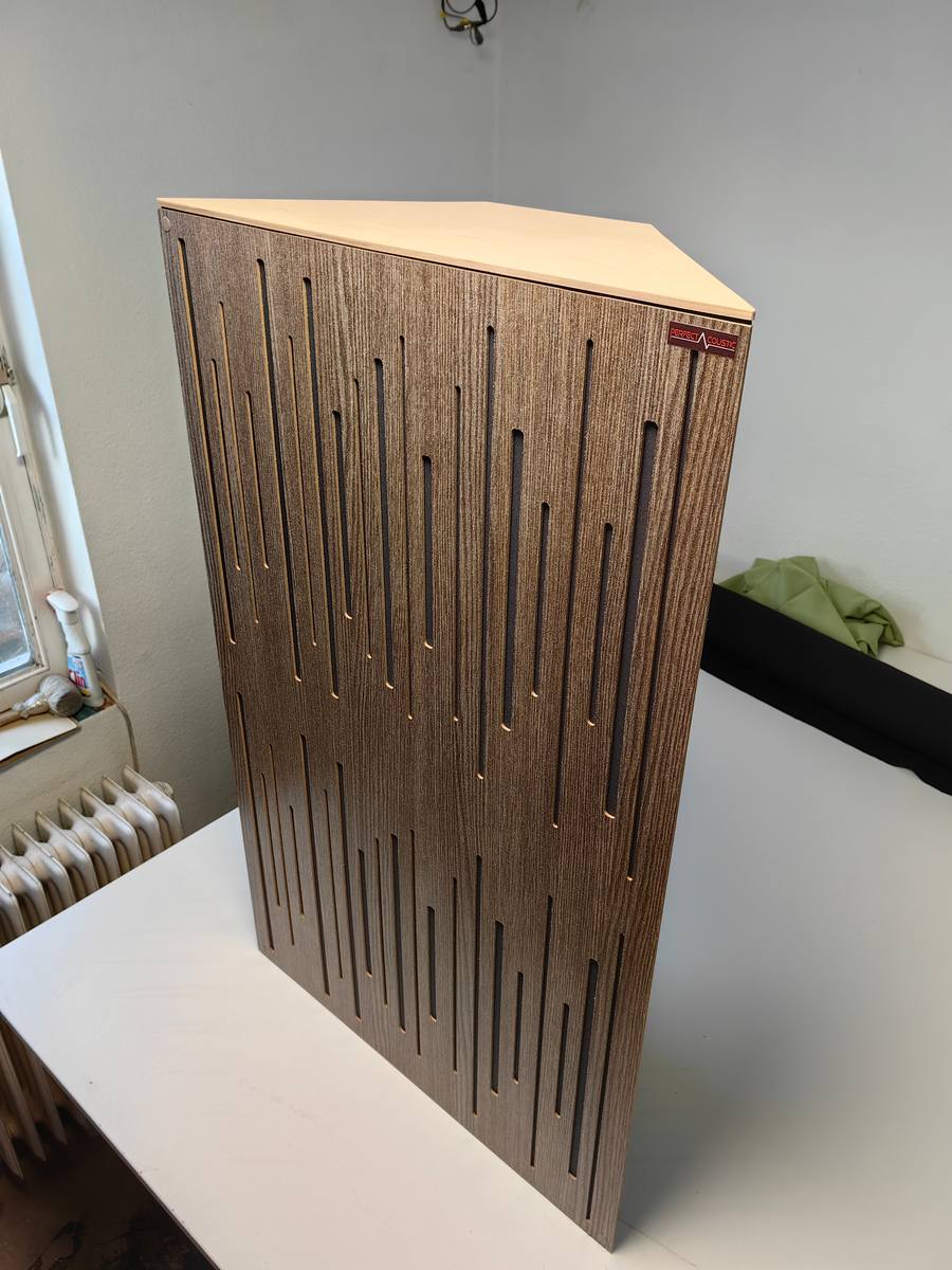 Rohový prvek s difuzorem