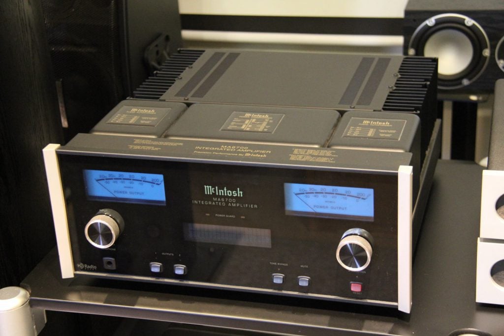 Zesilovač MCIntosh MA 6700