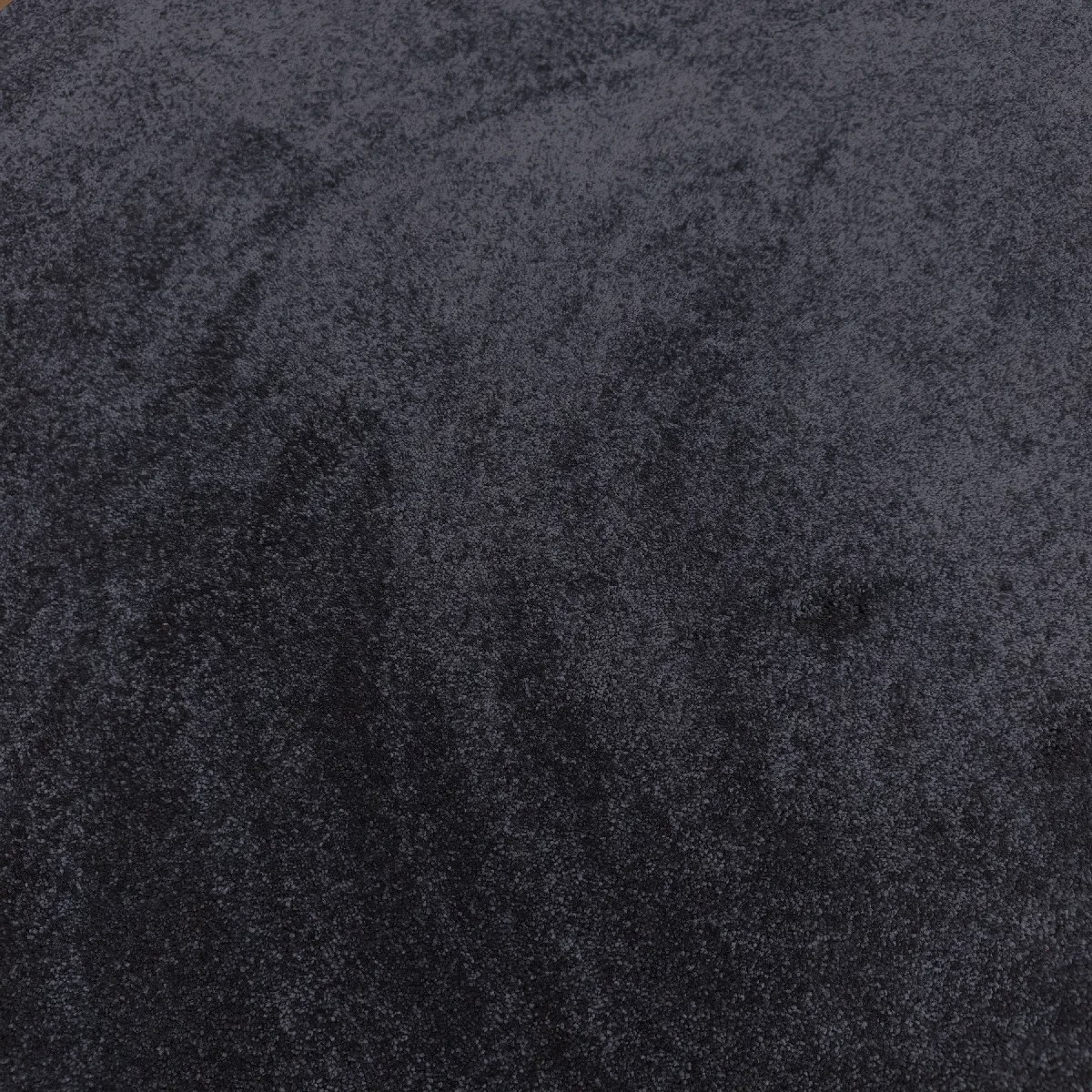 Protihlukový koberec Aurora antracit, textura shora