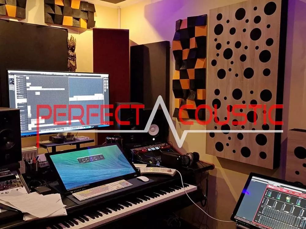 rozmístění akustických panelů ve studiu